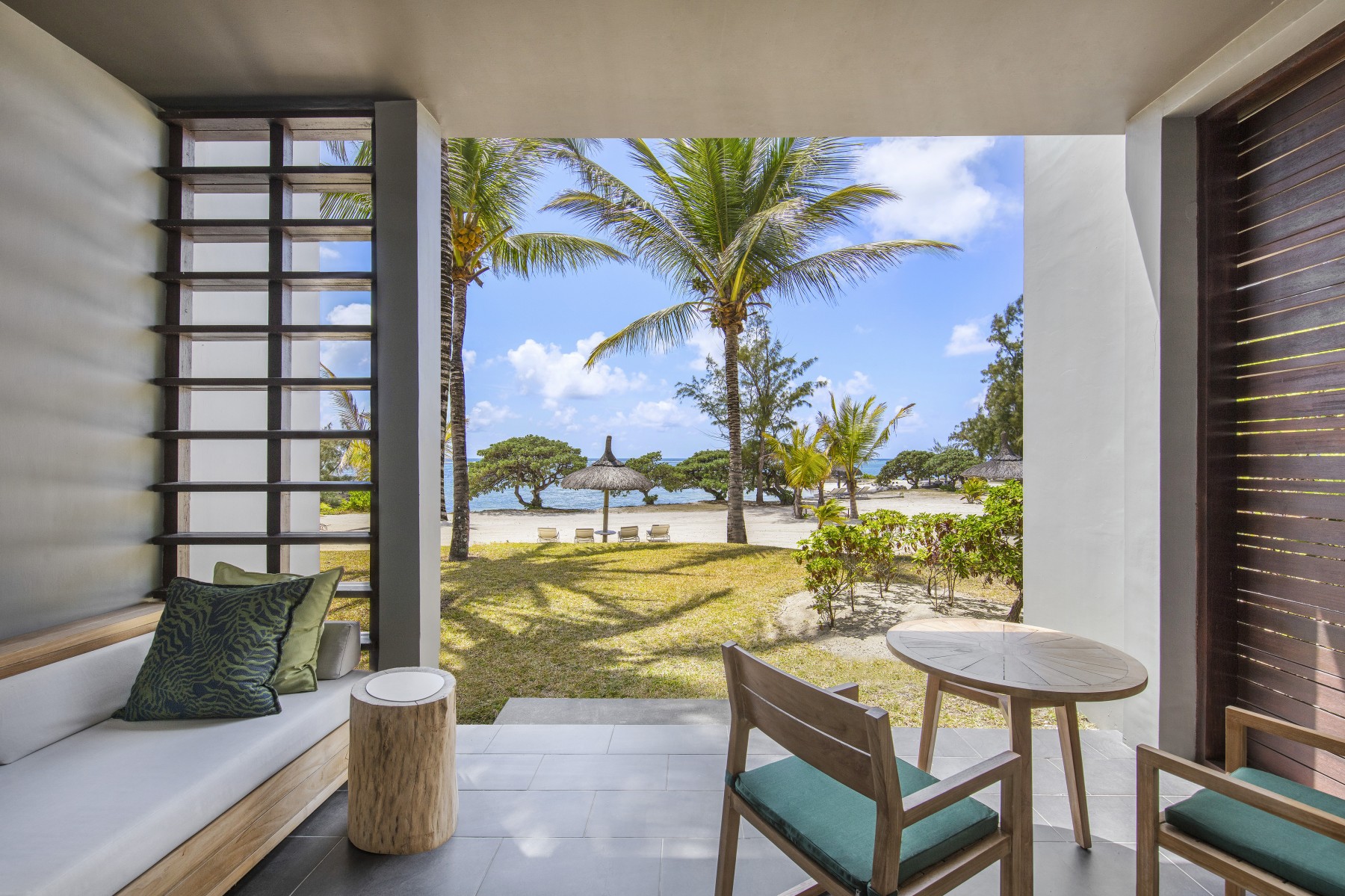 Junior Suite Beach Front